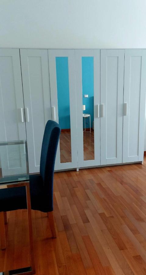 Blue Apartment Cagliari Bagian luar foto