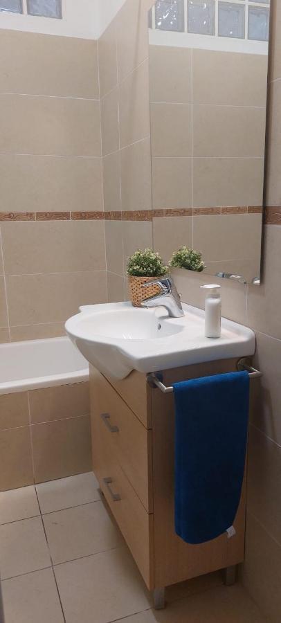 Blue Apartment Cagliari Bagian luar foto
