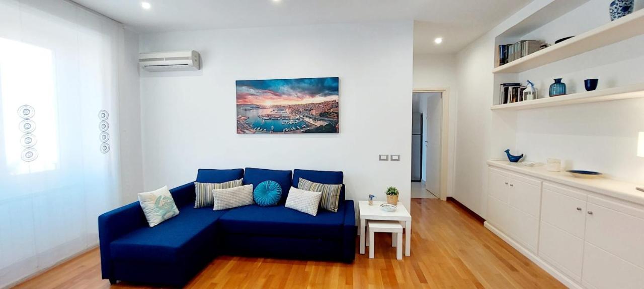 Blue Apartment Cagliari Bagian luar foto