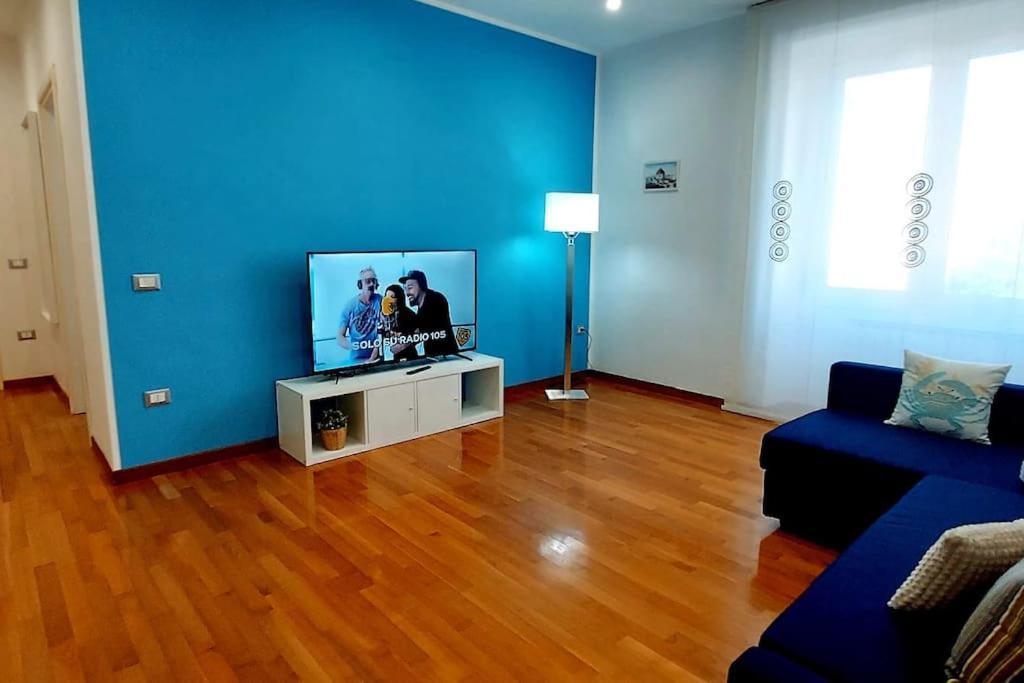 Blue Apartment Cagliari Bagian luar foto
